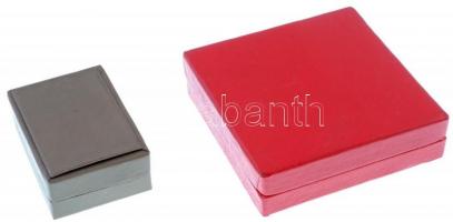 Szovjetunió 34db-os vegyes kitüntetés tétel, közte több "Honvédő Háború Érdemrend II. osztály&q...