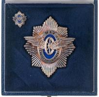 DN A Vasút Szolgálatáért - Ezüst fokozat ezüstözött kitüntető plakett, miniatűr jelvénnyel, eredeti tokban (75x63mm) T:1 patina