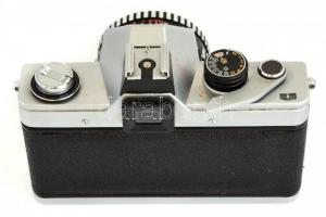 Praktica L , Zeiss Tessar f/2.8, 50 mm objektív, eredeti tokban, vászon szíjjal