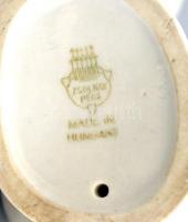 Zsolnay porcelán madarak, kézzel festett, jelzett, kis kopással, 9x12 cm