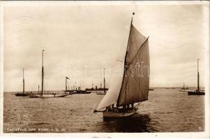 1928 Ryde (Isle of Wight), Yachting off Ryde (EK)