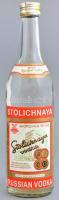 cca 1980 Stolichnaya bontatlan palack orosz vodka, (Imported from the USSR), 0,5 l.