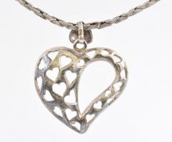 Ezüst(Ag) szív alakú medálos nyaklánc, jelzett, 4x3,5 cm, h: 53 cm, bruttó: 18,29 g