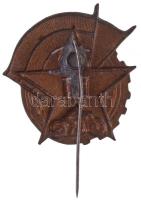 ~1960. Zománcozott motoros jelvény (34x36mm) T:2