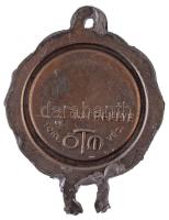 ~1930. Fém, irredenta ereklyetartó füllel, hátoldalán "szEREKLYE - Törv. Véd.- ÖTM" Eredet...