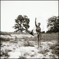 cca 1981 Éppencsak..., Menesdorfer Lajos (1941-2005) budapesti fotóművész hagyatékából, 4 db vintage...