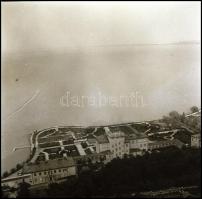 cca 1930 Tihanyi tájképek, életképek, fotók és negatívak, közte sérült, 16 db, 6x6 cm