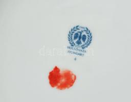 Hollóházi rózsás bonbonier,  matricás, jelzett, a rózsákon nagyon apró lepattanással, m: 14 cm d: 17...