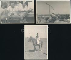 1935 Bugaci látogatás képei, csíkósokkal, lovakkal, marhákkal, gulyással, 3 db fotó, a hátoldalakon német nyelvű feliratokkal, 9x6 cm