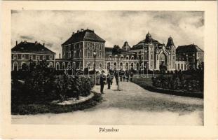 Debrecen, pályaudvar, vasútállomás