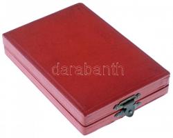 1961. "Felsőoktatási Tanulmányi Érdemérem" kitüntetés mellszalagon, eredeti tokban, igazol...