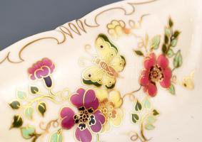 Zsolnay pillangó mintás nagy étkészlet, 6 személyes, összesen 37 db, kézzel festett, jelzett, hibátl...