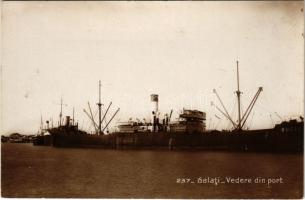 Galati, Galatz; Vedere din port / Bucec ship at the port