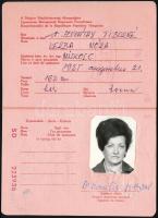 1974 Fényképes piros útlevél, szocialista blokk országaira érvényes (Csehszlovákia, NDK, Románia, SZU stb.), IBUSZ, Cooptourist és Csehszlovák pecsétekkel
