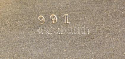 Ezüst(Ag) tárca, jelzett, kis horpadásokkal, 5x8 cm, nettó: 58 g