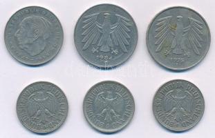 NSZK 1950-1985. 1M (3xkfl) + 2M + 5M (2xklf) T:2,2-
FRG 1950-1985. 1 Mark (3xdiff) + 2 Mark + 5 Mar...