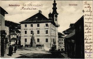 Selmecbánya, Banská Stiavnica; Városháza, utca, üzletek. Grohmann kiadása / town hall, street view, shops
