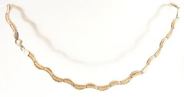 Ezüst(Ag) hullámos nyaklánc, jelzett, h: 35 cm, nettó: 9,16 g