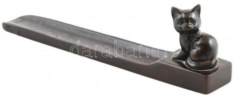 Cicás füstölő, h: 23 cm