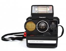 Polaroid PolaSonic Autofocus 5000 fényképezőgép,  Polatronic 5 vakuval, mindkettő működőképes, szép ...