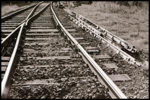 1983 A dunaharaszti HÉV-vonal bejárása, karbantartása, járművek, berendezések, stb. 37 db vintage NE...