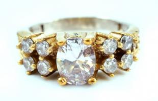 Aranyozott ezüst(Ag) gyűrű, kövekkel, jelzett, méret: 59, bruttó: 6,7 g