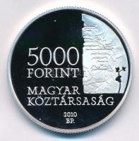 2010. 5000Ft Ag "Kosztolányi Dezső" kapszulában, tanúsítvánnyal T:PP
Adamo EM227