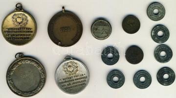Vegyes jelvény, érem és zseton tétel, 15db magyar + 2db külföldi T:vegyes