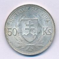 Szlovákia 1944. 50K Ag "Függetlenség 5. évfordulója" T:2 patina
Slovakia 1944. 50 Korun A...
