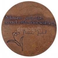 Nagy István János (1938-) DN "Pinczési Judit / Sohasem porladok - versek oltárába szöktem"...