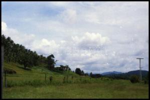 cca 1976-1981 Pápua Új-Guinea kb. 500 db negatívfilm kocka