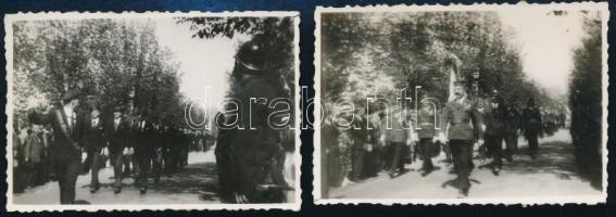 1933 Országzászló felavatására menetelő katona és diák csapatok, 2 db fotó, hátoldalon feliratozva, 5,5×8 cm