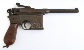 Mauser 96 pisztoly jelzett, igényes Denix gyűjtői replika, eredeti dobozával. 29 cm