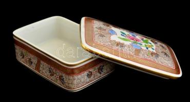 Herendi Cubash mintás bonbonniere. Kézzel festett, jelzett, kopásokkal 14x10 cm