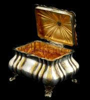 Ezüst (Ag) cukordoboz, jelzett, 13,5x11x10,5 cm, nettó: 385 g