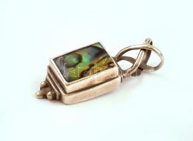 Ezüst(Ag) gyöngyház berakással, jelzett, h: 3,5 cm, bruttó: 6,14 g