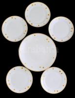 Weimar porcelán süteményes tányérok (4 db) és kínáló tányér (1 db), matricás, jelzett, apró kopásnyomokkal, a nagy tányér kopott, d: 19,5 cmx5 és 28 cm