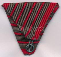 1918. "Sebesültek Érme" eredeti mellszalagja (négy vörös sávval) jó állapotban 
Hungary 1...