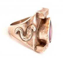 Ezüst(Ag) gyűrű ametiszttel, jelzett, méret: 54, bruttó: 12,45 g