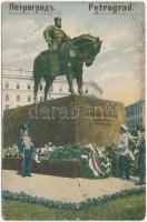 Saint Petersburg, St. Petersbourg, Petrograd; Monument dEmpereur Alexandre III / Emperor Alexander III of Russia statue, guard (pinhole)