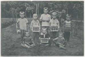 1922 Isten megfizesse! Szent József és Szent Lőrinc Otthon köszönő lapja