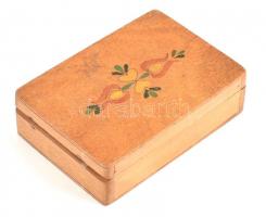 Népi motívumos fa dobozka, tükörrel, kis kopásnyomokkal, 18×12,5×5 cm