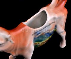 Pontresina matricás, tehenes kiöntő. Jelzés nélkül, kis kopásokkal. 15x10 cm