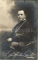 Dr. Glattfelder Gyula, 1911-től csanádi püspök, 1942-től haláláig kinevezett kalocsai érsek