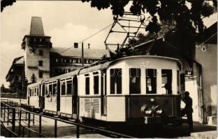 Budapest XII. Széchenyi-hegy, Svábhegyi fogaskerekű vasút végállomása, Vörös Csillag szálló