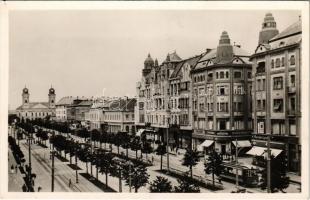 Debrecen, Ferenc József út, villamos, Kossuth gyógyszertár, Mandel Lipót, Méliusz és Tóth üzlete