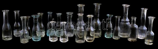 Népies üveg pálinkás pohár gyűjtemény.