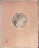 cca 1905 Szombathely, Knebel Ferencz (1835-1911) fényképész műtermében készült vintage fotó, 10x10 cm, karton 31x25 cm