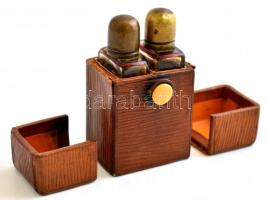 XIX. sz. antik parfűmös üvegcsék. Fújt hutaüveg, kézzel festett, kis, csiszolt üvegdugóval, réz kupa...