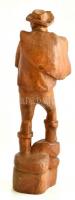 Lámpásos ember. Faragott fa, jelzett, 30 cm